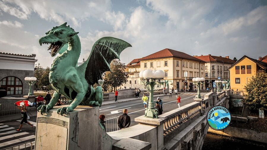 Zagreb to Slovenia: Discover Bled and Ljubljana in a Day - Central Market Break and Free Time: How to Use It Well